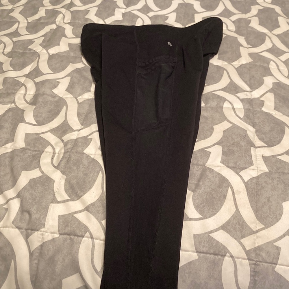 Fabletics pocket 7/8ths tight
